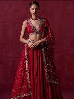 BNWT Lashkaraa Red Embroidered Crepe Silk Lehenga - Size XXS